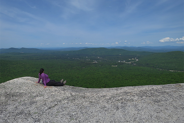 view from the ledges on Middle Sugarloaf in Twin Mountain