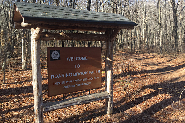 Roaring Brook Falls, Connecticut