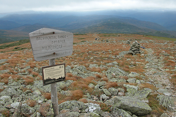 Davis Path heading towards Mt. Isolation
