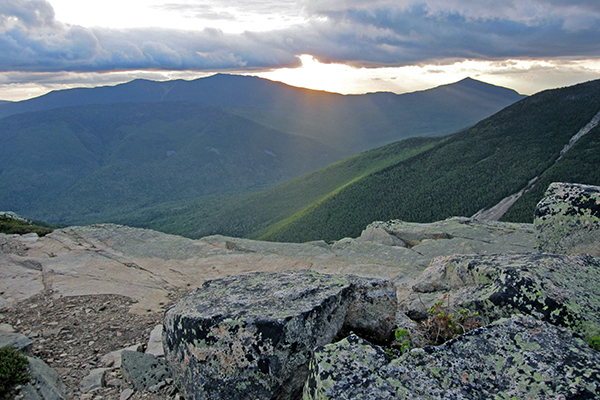 sunset near the summit of Bondcliff