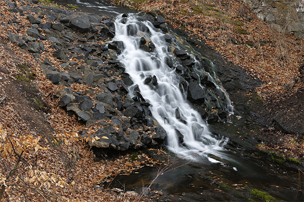 Center Spring Falls, Connecticut