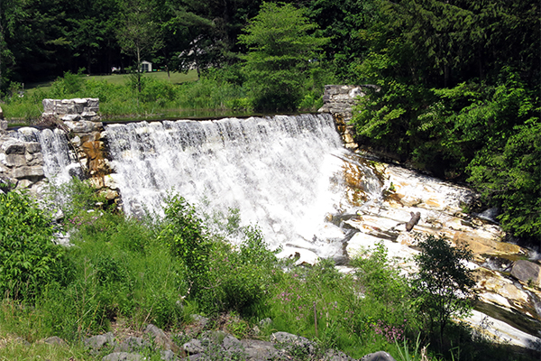 Hudson Brook Chasm, Massachusetts Hudson Brook Chasm, Massachusetts