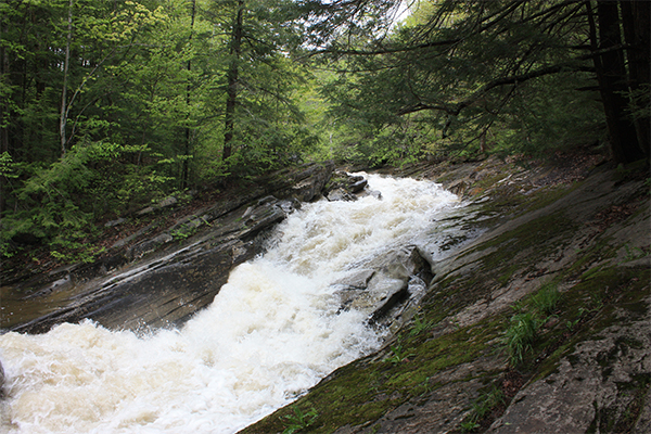 Konkapot Falls, Massachusetts