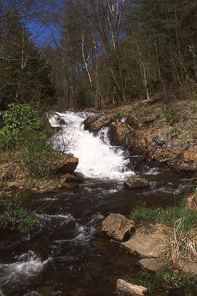 Pauchaug Brook Falls, Massachusetts