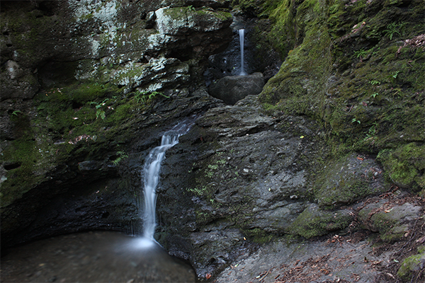 Roaring Falls, Massachusetts