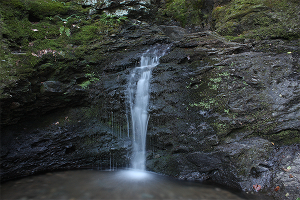 Roaring Falls, Massachusetts