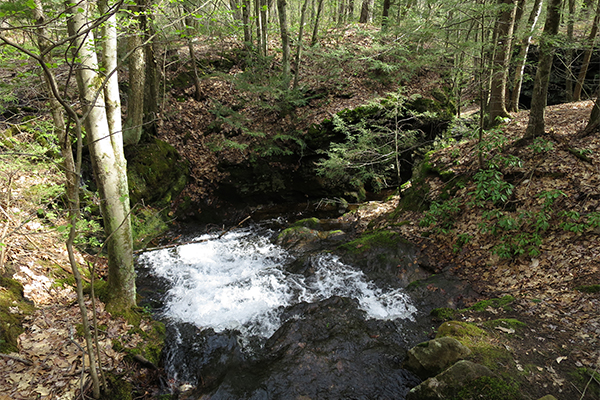 Scott Brook Falls, Massachusetts