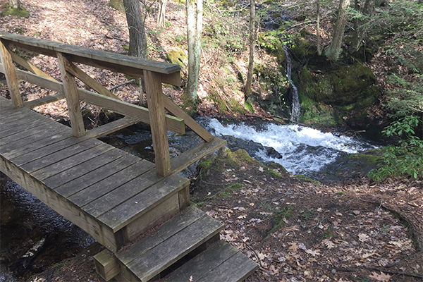 Scott Brook Falls, Massachusetts