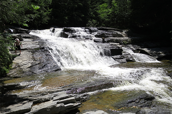 Umpachene Falls, Massachusetts