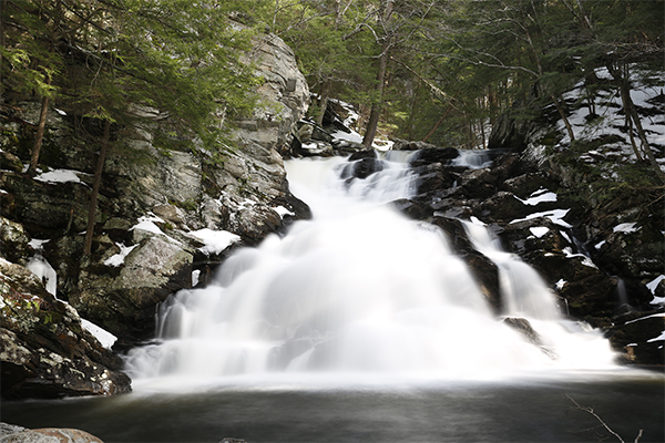 Wahconah Falls, Massachusetts