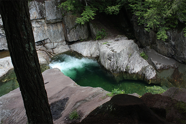 Warren Falls (Best Swimming Holes in New England)