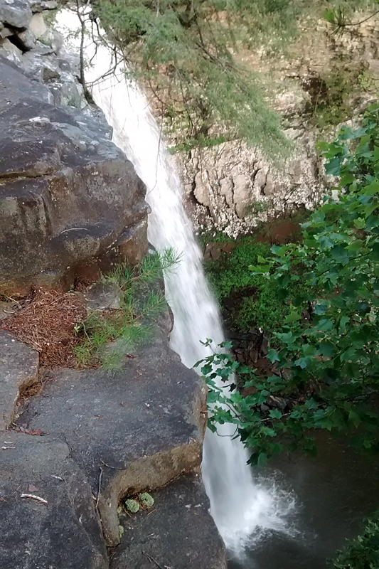 Ozone Falls, Tennessee
