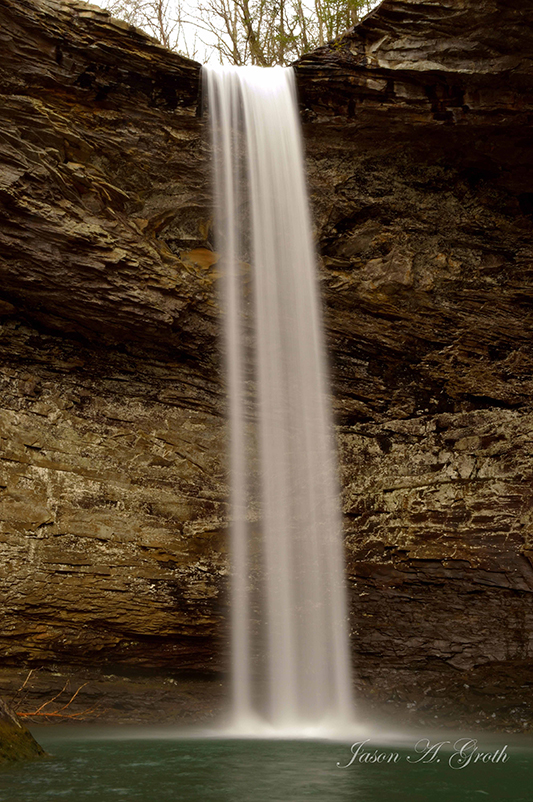 Ozone Falls, Tennessee