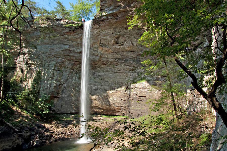 Ozone Falls, Tennessee